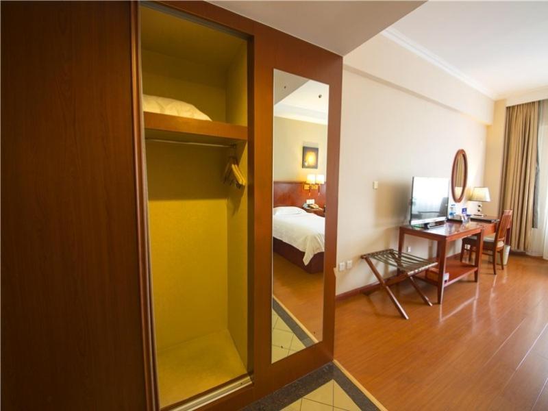 Greentree Inn Beijing Haidian District Qingheqiao Business Hotel Exterior photo